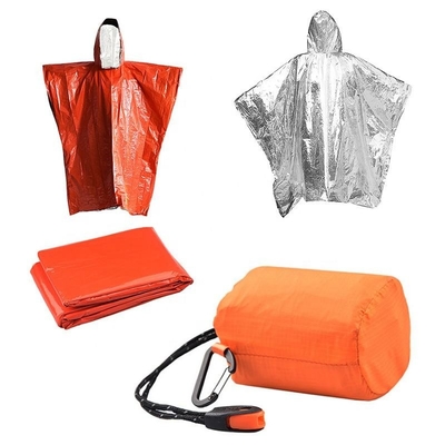 アルミニウム フィルムの緊急時使い捨て可能な雨ポンチョの屋外のハイキングの付属品のRainwear毛布